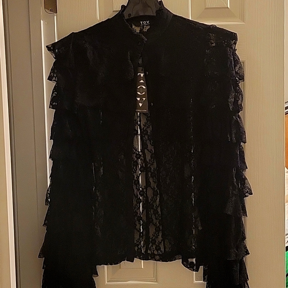 TOV Lace Blouse 💕 NWT
